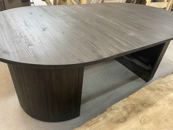 Expandable Wooden Patio Table with Weather-Resistant Finish