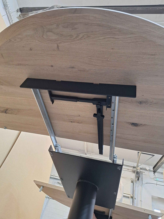 Globo Pedestal Expandable Round Oak Dining Table with Metal Legs