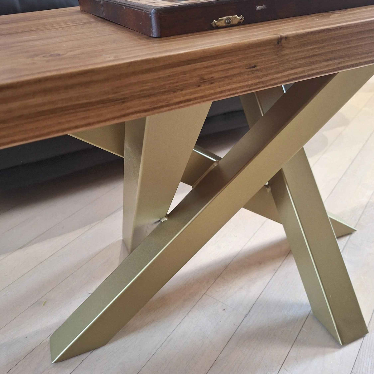 Handcrafted Rectangular Wooden Coffee Table with Spider Metal Legs