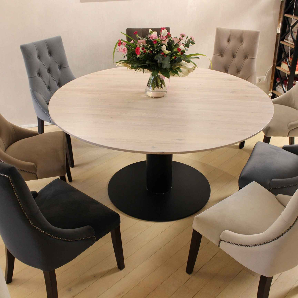 Globo Pedestal Expandable Round Oak Dining Table with Metal Legs